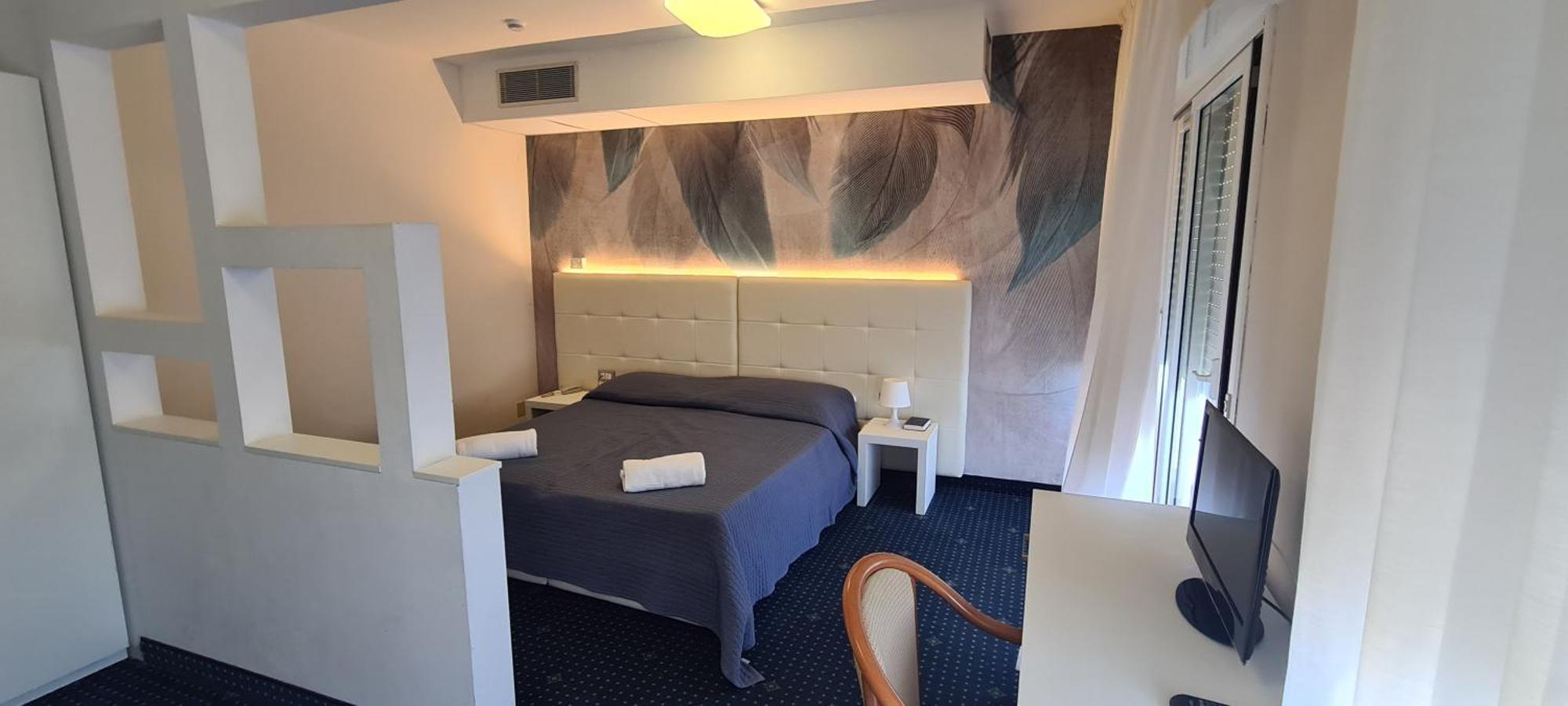Hotel Eros Lignano Sabbiadoro Buitenkant foto
